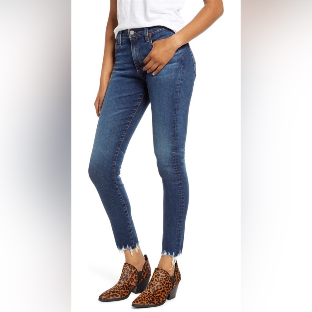 AG Farrah High Waist Ankle Skinny Jean 33